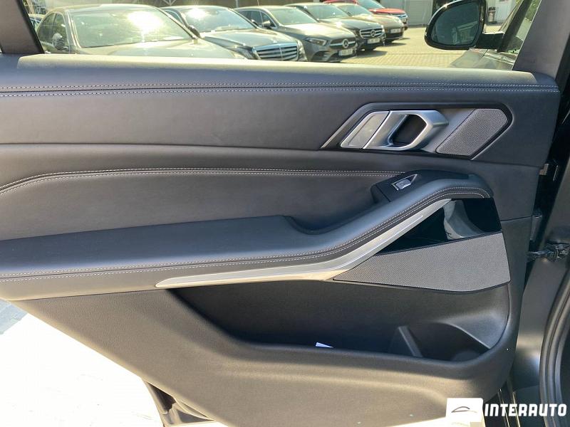 BMW X7 4.0d 12 bmw x7 4.0d 2022