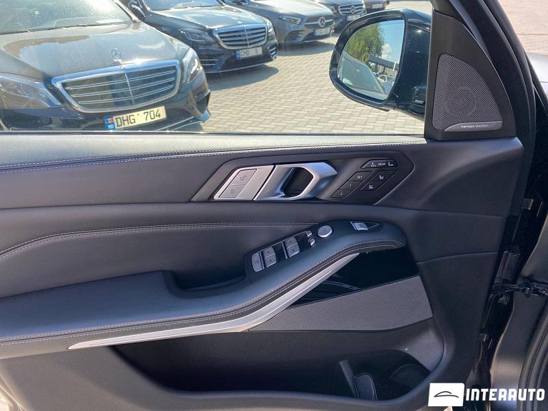 BMW X7 4.0d 6 bmw x7 4.0d 2022