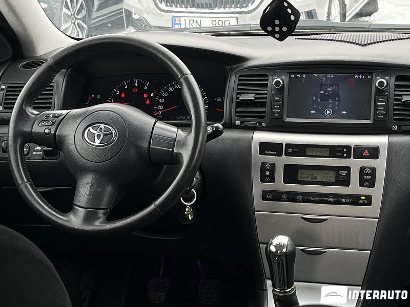 Toyota Corolla 8 toyota corolla 2005