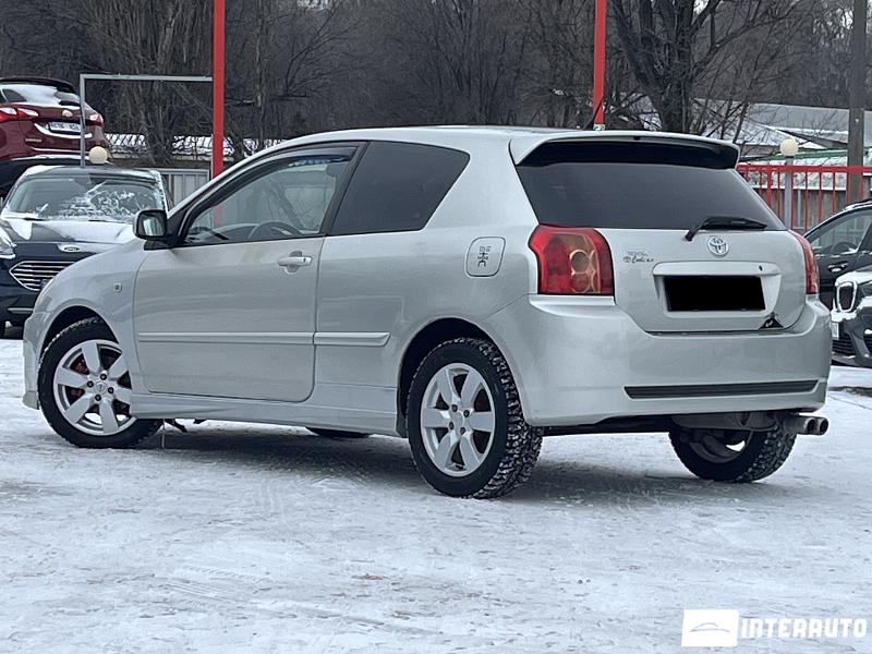 Toyota Corolla 3 toyota corolla 2005