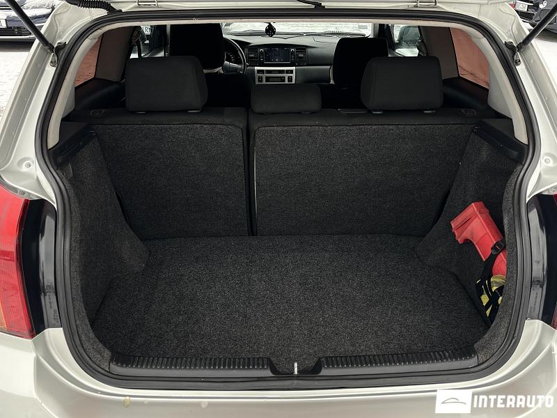 Toyota Corolla 17 toyota corolla 2005