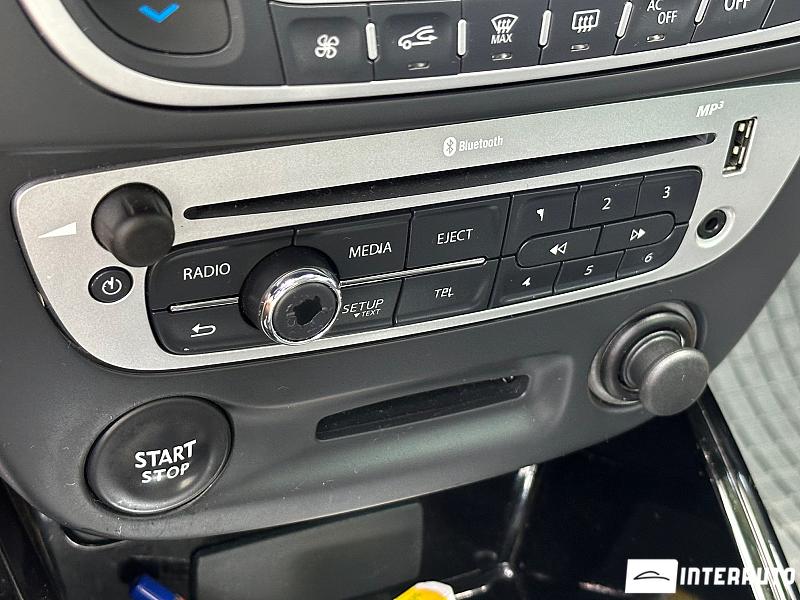 Renault Megane 11 renault megane 2012