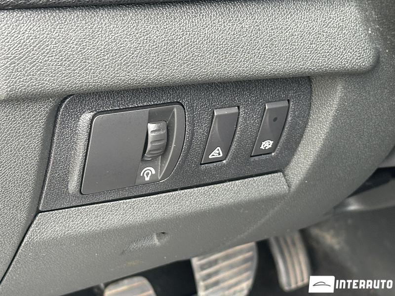 Renault Megane 21 renault megane 2012