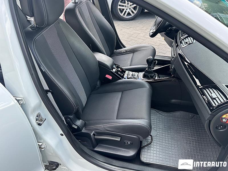 Renault Megane 5 renault megane 2012