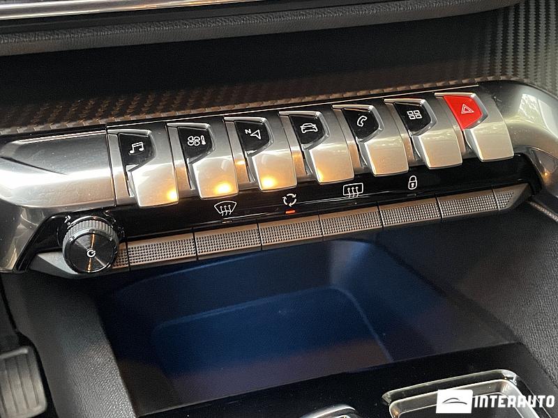 Peugeot 3008 13 peugeot 3008 2021