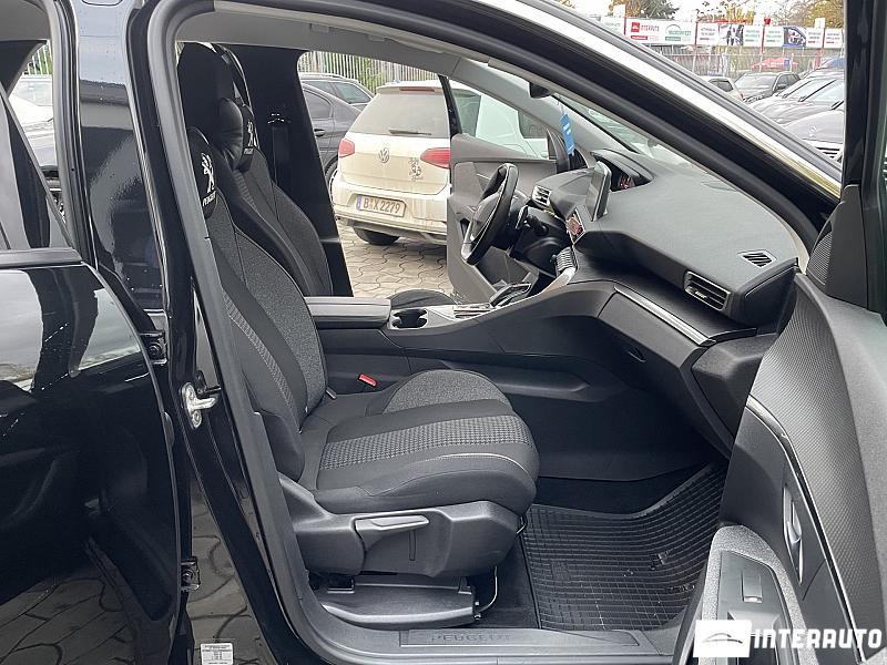 Peugeot 3008 17 peugeot 3008 2021