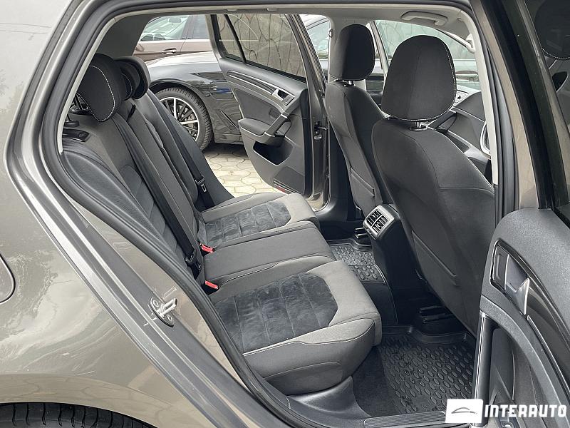 Volkswagen Golf 17 volkswagen golf 2013