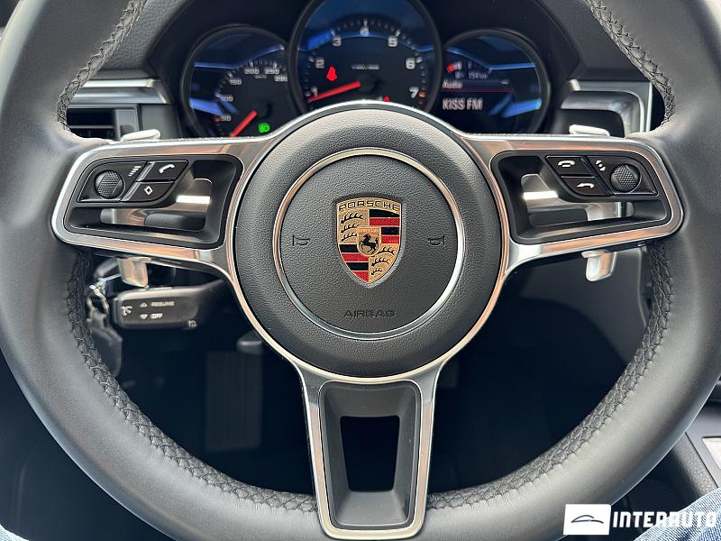 Porsche Macan 14 porsche macan 2019