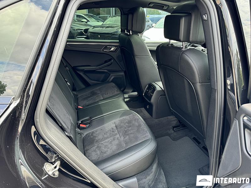 Porsche Macan 24 porsche macan 2019