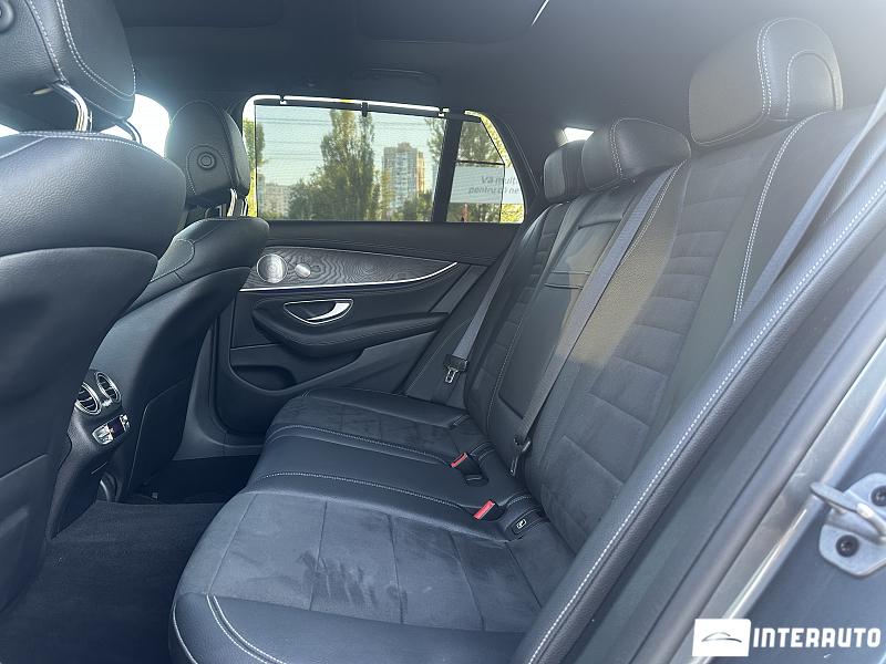 Mercedes E 220 19 mercedes e 220 2020