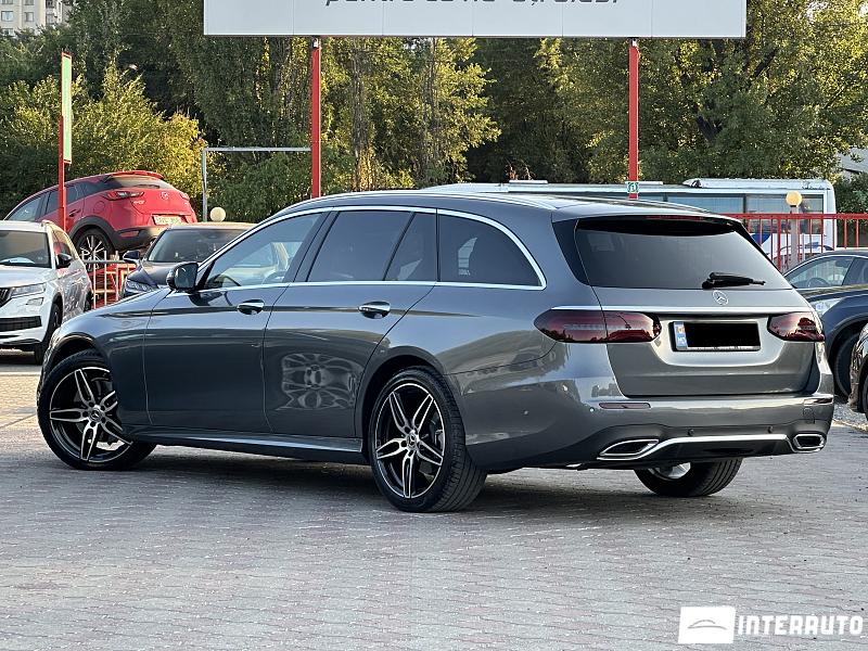 Mercedes E 220 2 mercedes e 220 2020