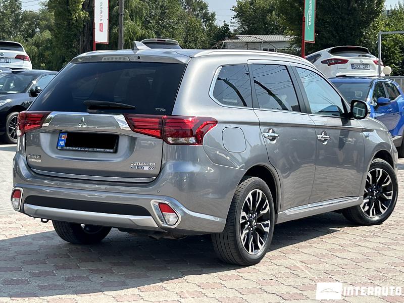 Mitsubishi Outlander 3 mitsubishi outlander 2017
