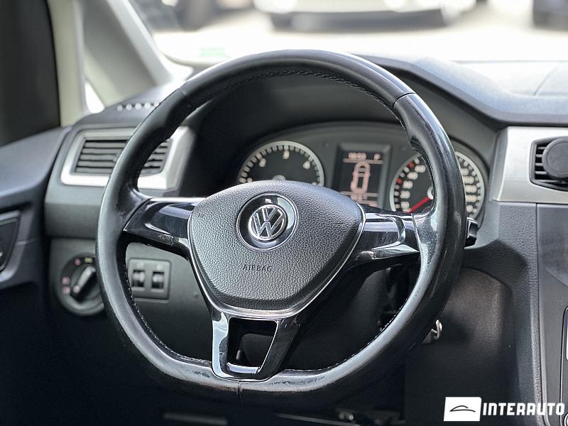 Volkswagen Caddy Maxi 8 volkswagen caddy maxi 2015