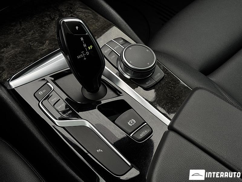 BMW 530 12 bmw 530 2018