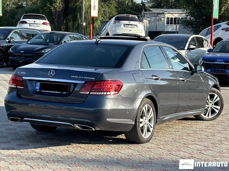 Mercedes E 300h 3 mercedes e 300h 2014