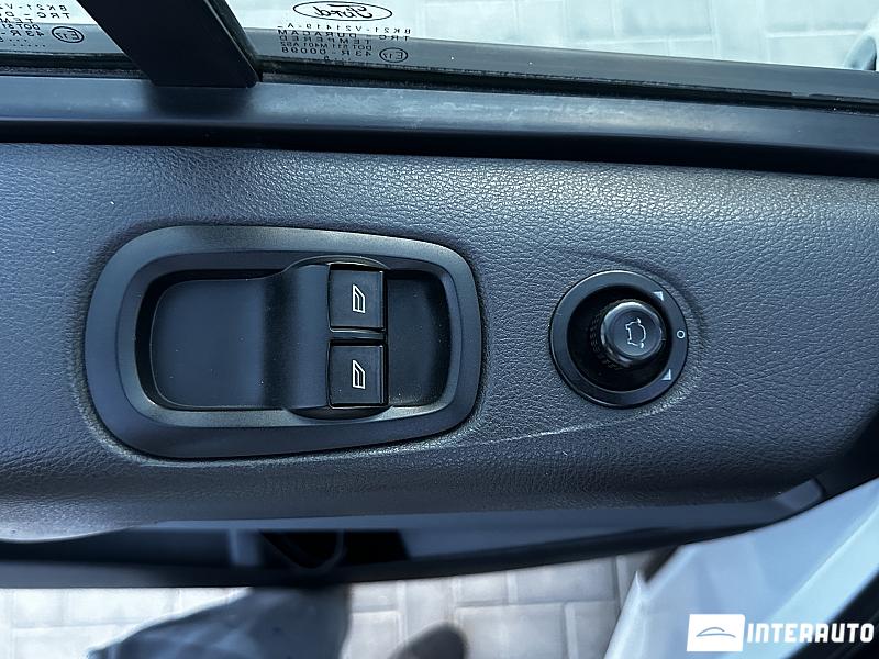 Ford Transit 6 ford transit 2015