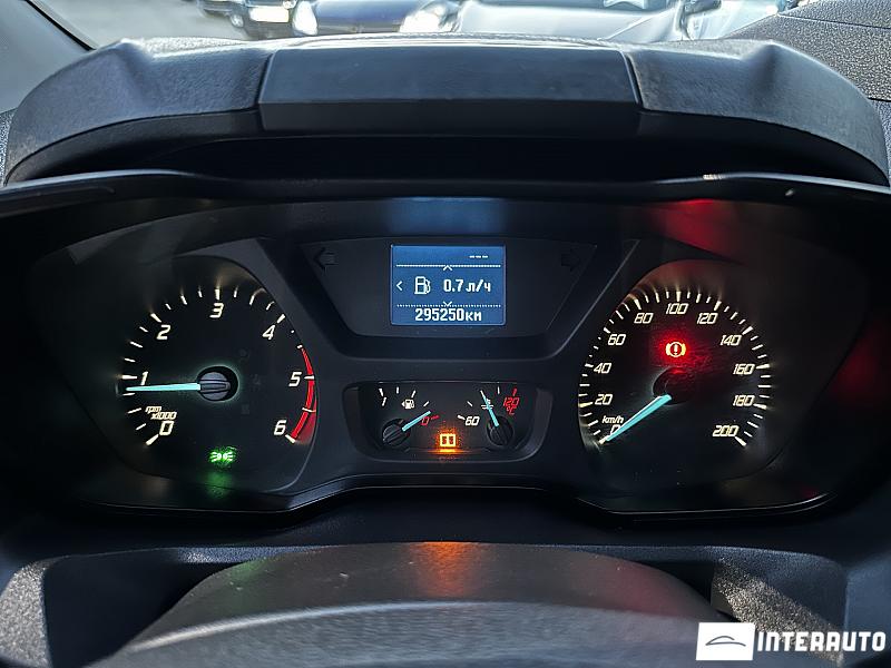 Ford Transit 10 ford transit 2015