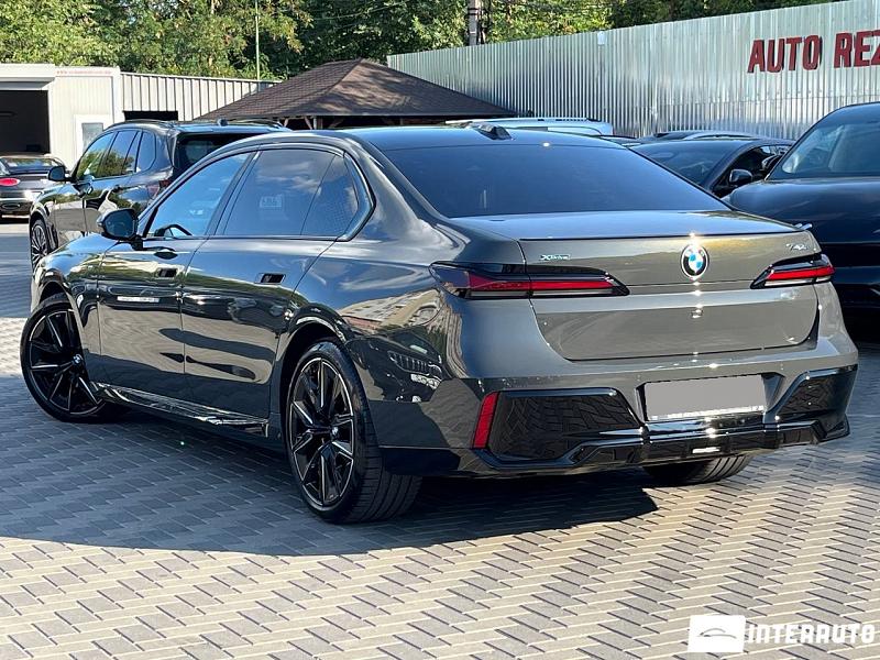 BMW 740 4 bmw 740 2023