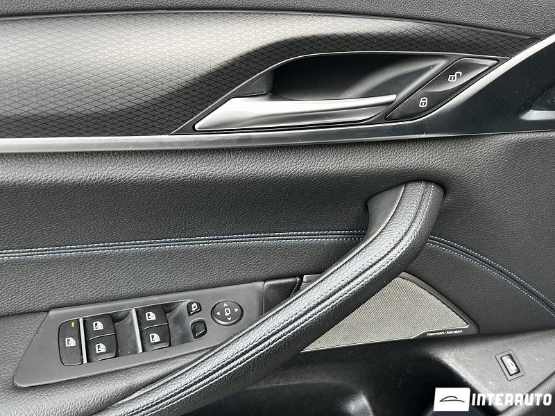 BMW 520 15 bmw 520 2020