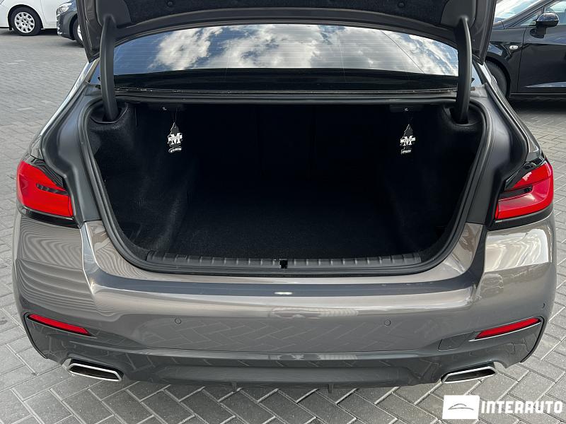 BMW 520 17 bmw 520 2020