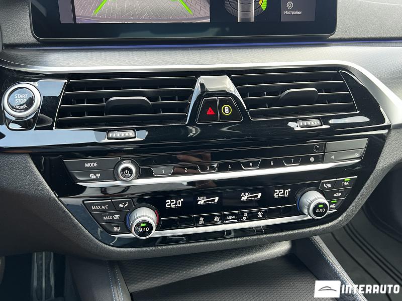 BMW 520 14 bmw 520 2020