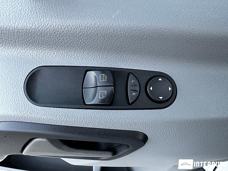 Mercedes Sprinter 13 mercedes sprinter 2017