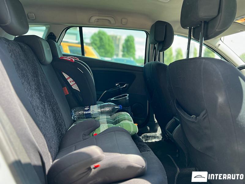 Renault Megane 14 renault megane 2011