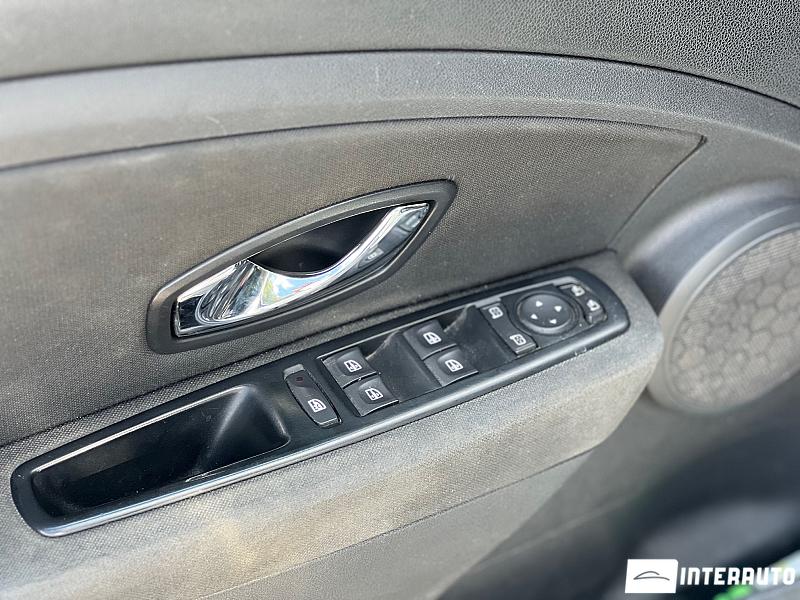 Renault Megane 5 renault megane 2011