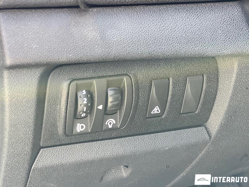 Renault Megane 6 renault megane 2011