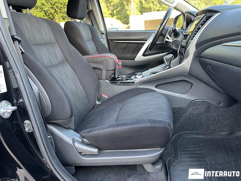 Mitsubishi Pajero Sport 17 mitsubishi pajero sport 2016