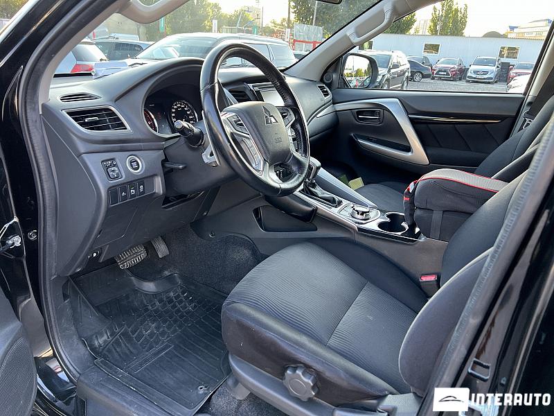 Mitsubishi Pajero Sport 7 mitsubishi pajero sport 2016