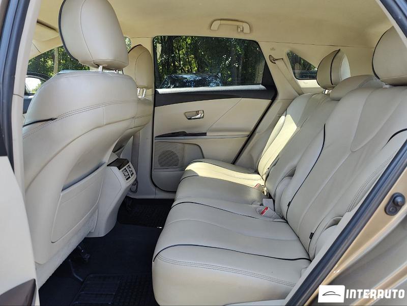 Toyota Venza 10 toyota venza 2009