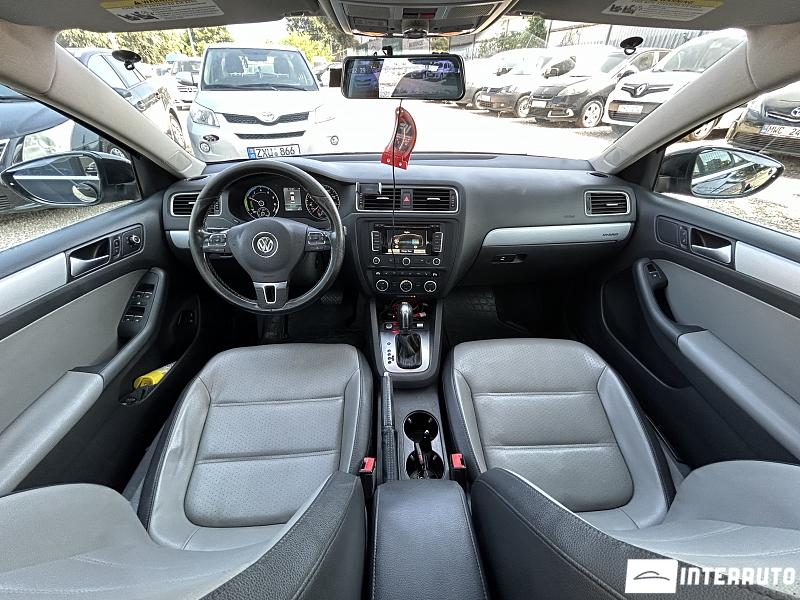 Volkswagen Jetta 9 volkswagen jetta 2014