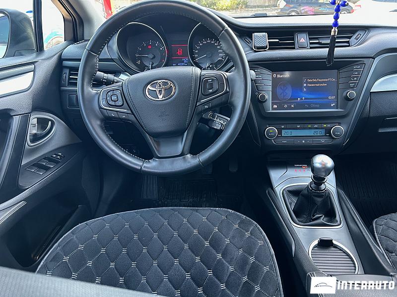 Toyota Avensis 7 toyota avensis 2016