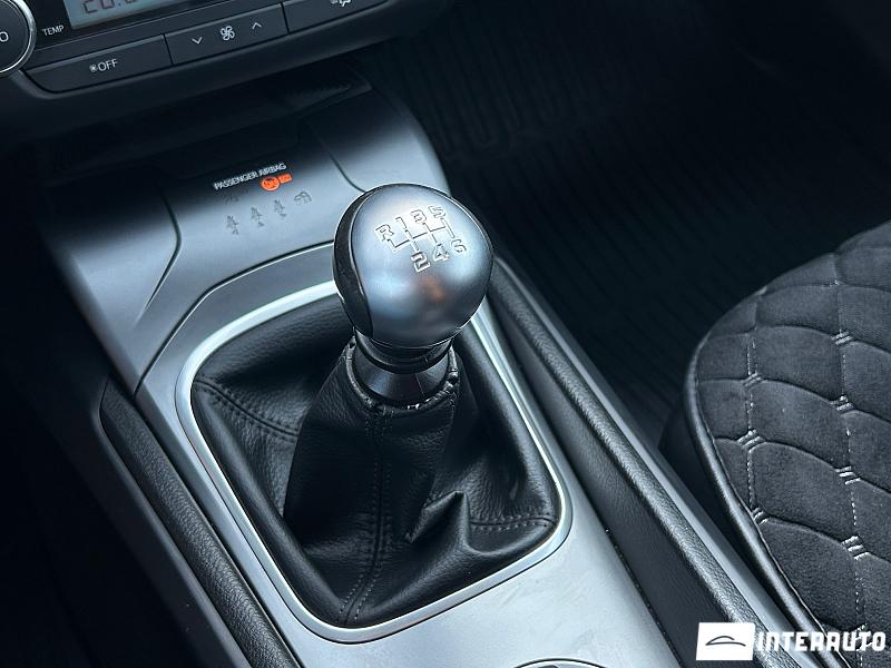 Toyota Avensis 12 toyota avensis 2016