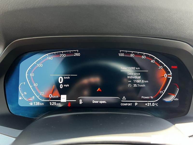 BMW X5 4.0i 9 bmw x5 4.0i 2021