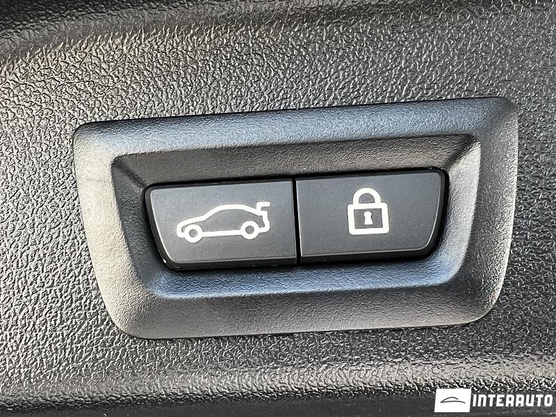 BMW X5 4.0i 21 bmw x5 4.0i 2021