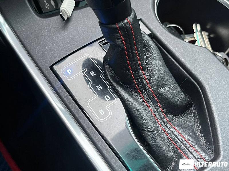 Toyota Camry 13 toyota camry 2015