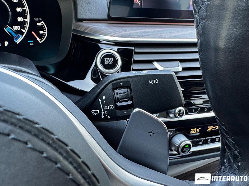 BMW 530e 10 bmw 530e 2019