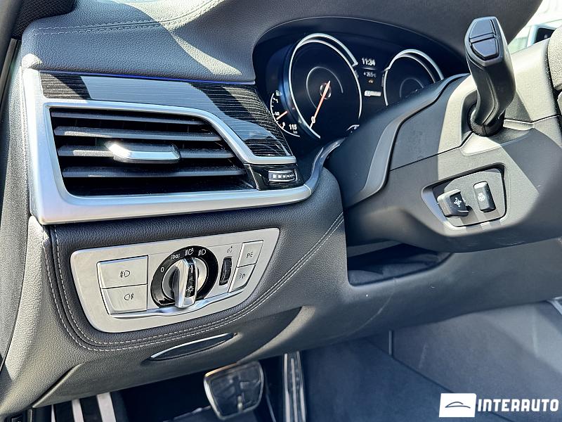 BMW 740e 23 bmw 740e 2017