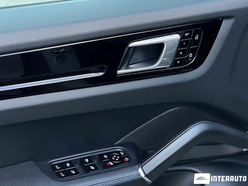 Porsche Cayenne Coupe 7 porsche cayenne coupe 2020