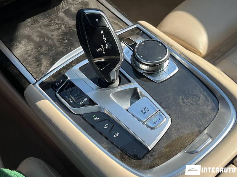 BMW 740 14 bmw 740 2016