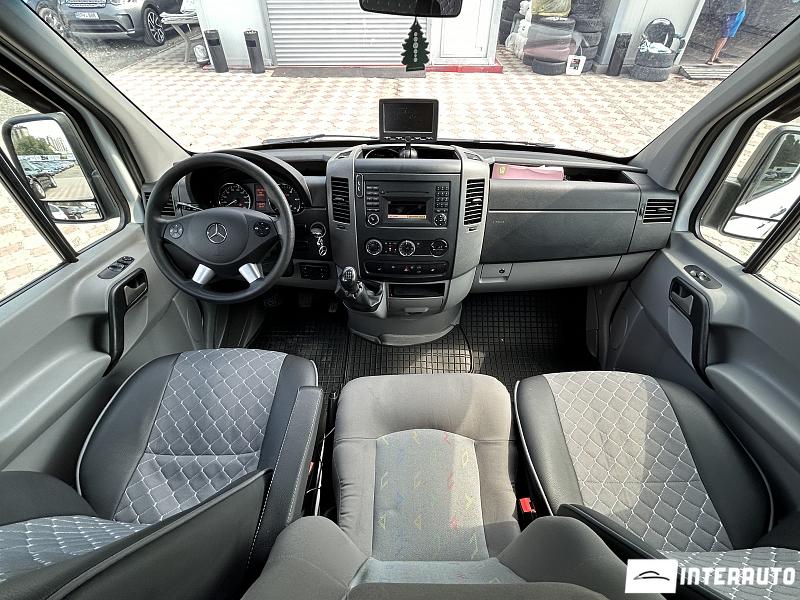 Mercedes Sprinter 8 mercedes sprinter 2011