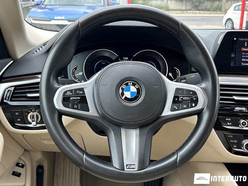 BMW 530e 10 bmw 530e 2019