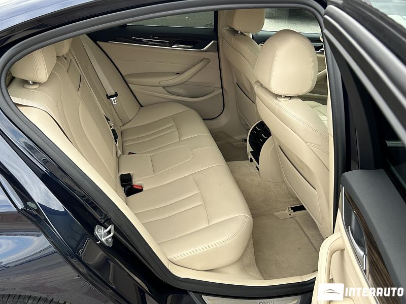 BMW 530e 15 bmw 530e 2019