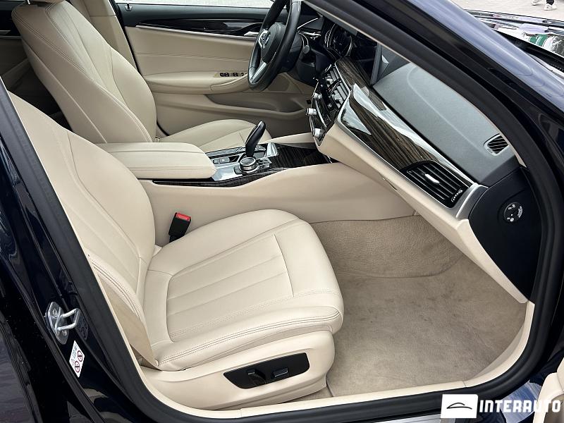 BMW 530e 14 bmw 530e 2019