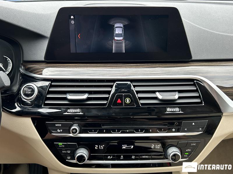 BMW 530e 12 bmw 530e 2019