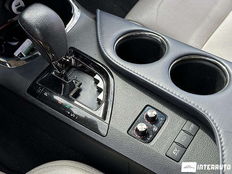 Toyota Avalon 10 toyota avalon 2013