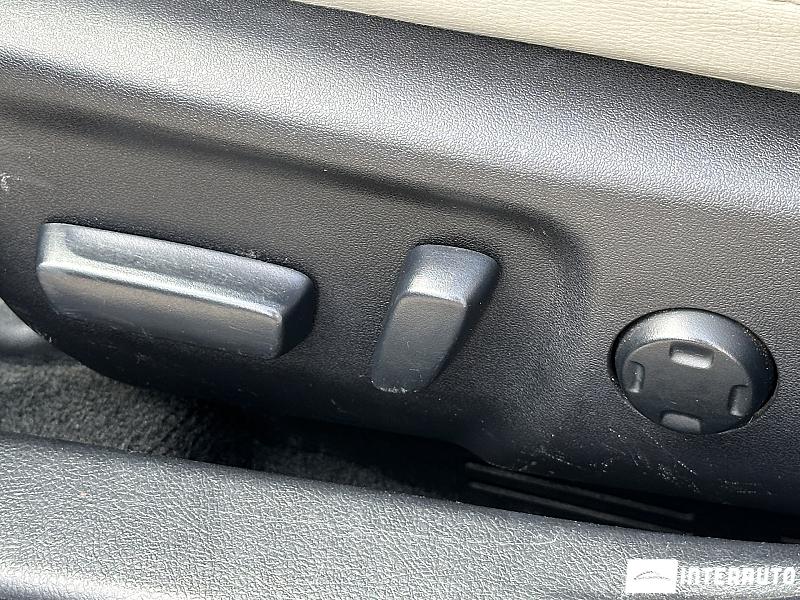 Toyota Avalon 19 toyota avalon 2013