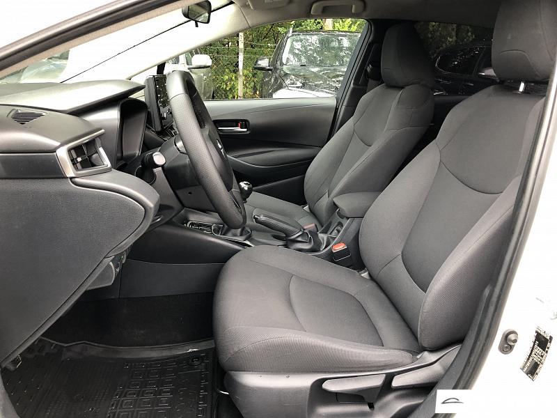 Toyota Corolla 5 toyota corolla 2019